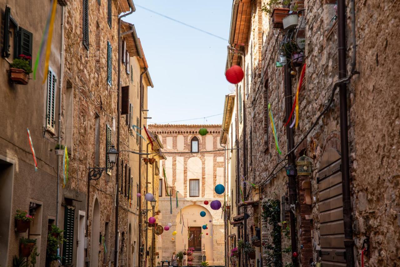 Borgo Di Caldana Accoglienza Turistica Diffusa 外观 照片