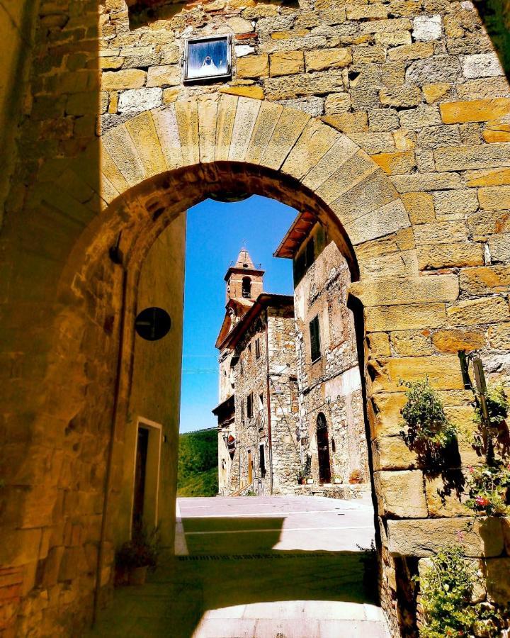 Borgo Di Caldana Accoglienza Turistica Diffusa 外观 照片