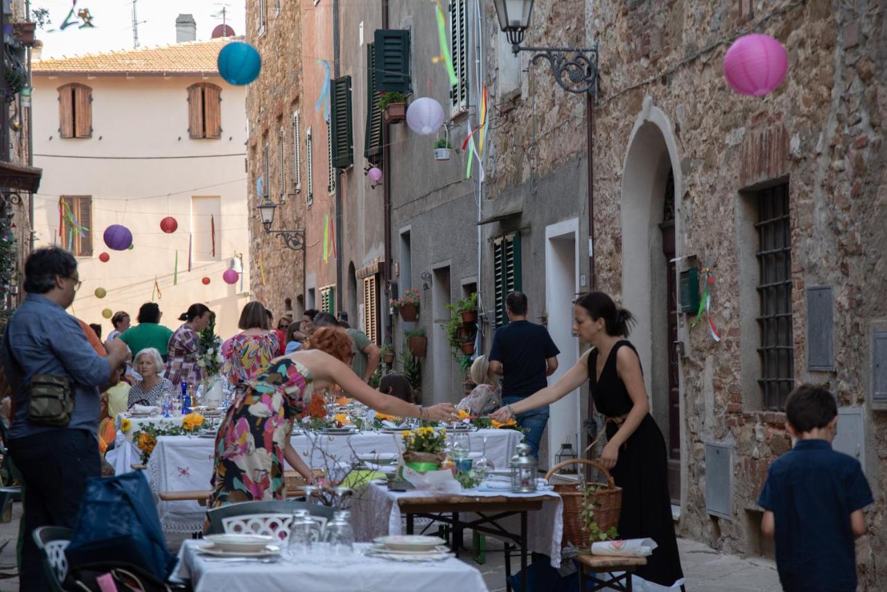 Borgo Di Caldana Accoglienza Turistica Diffusa 外观 照片