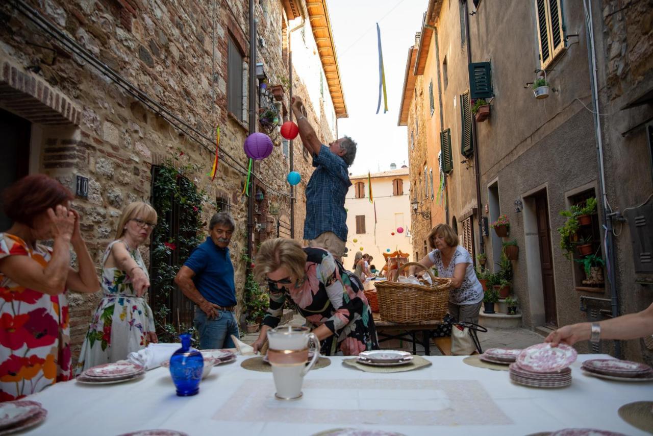 Borgo Di Caldana Accoglienza Turistica Diffusa 外观 照片