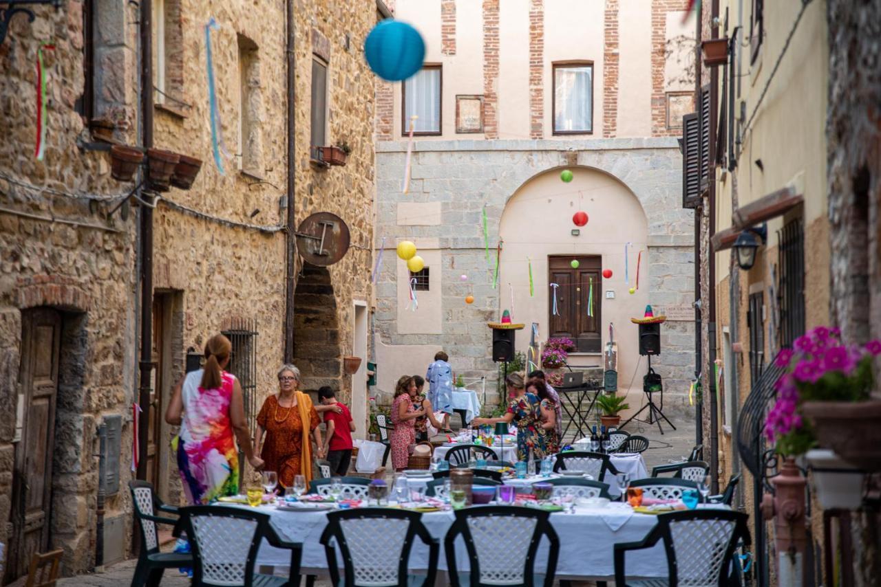 Borgo Di Caldana Accoglienza Turistica Diffusa 外观 照片